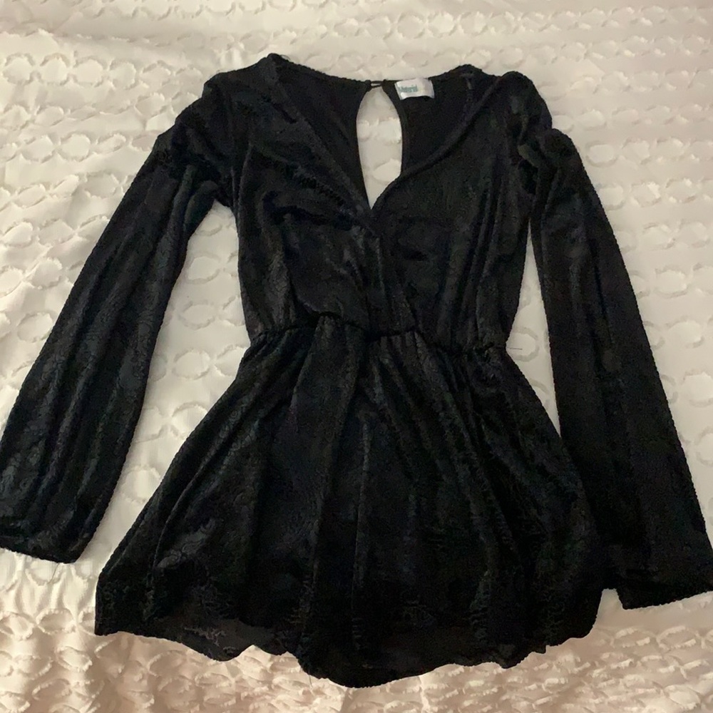 Velvet romper - Picture 1 of 2